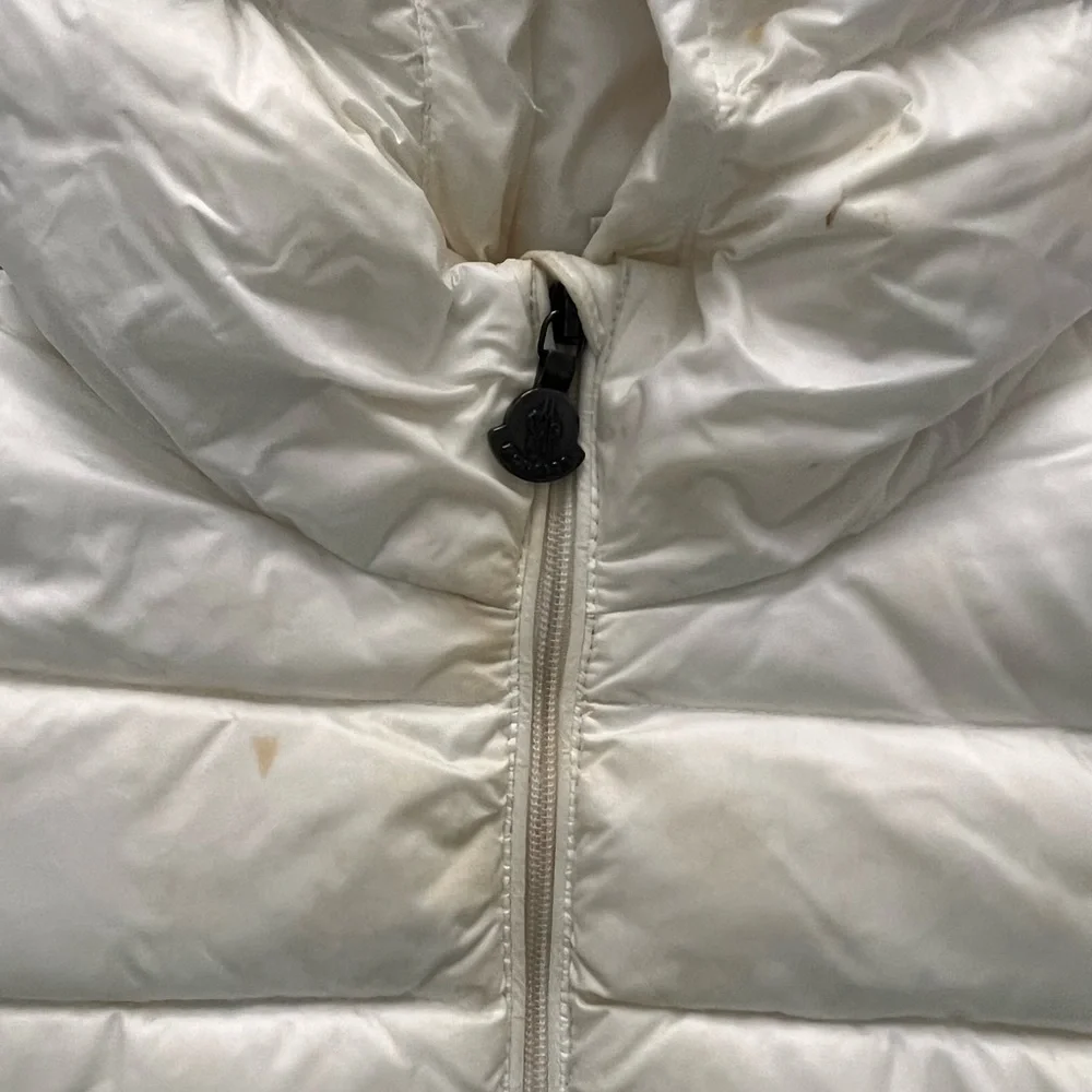 Moncler Kids White Puffer Jacket - Picture 3 of 8
